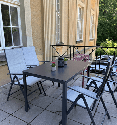 Neue Terrasse im Schloß Delligsen